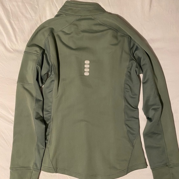 Women’s Nike zip up - Picture 3 of 3